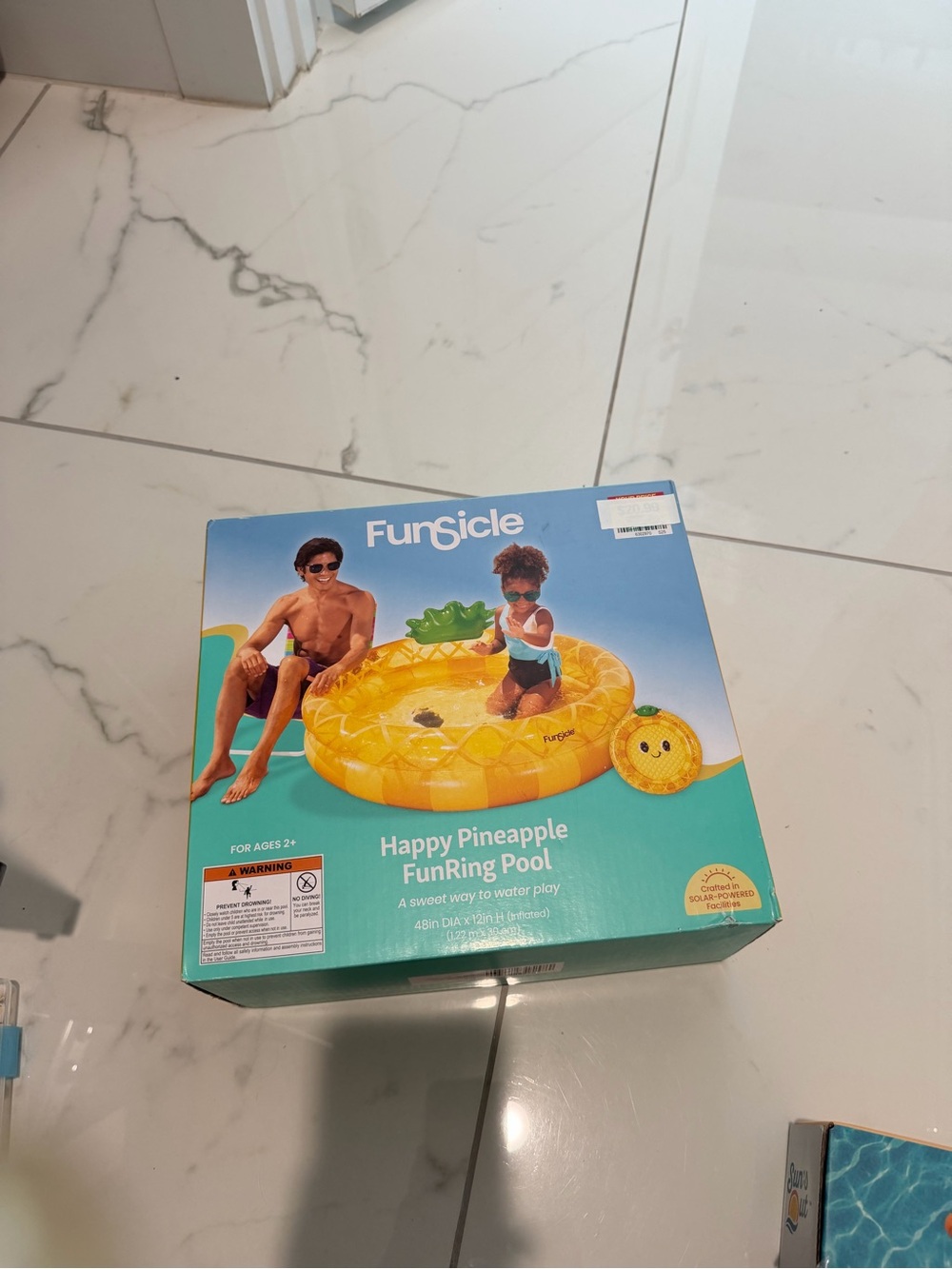 Happy Pineapple FunRing Pool - Yellow